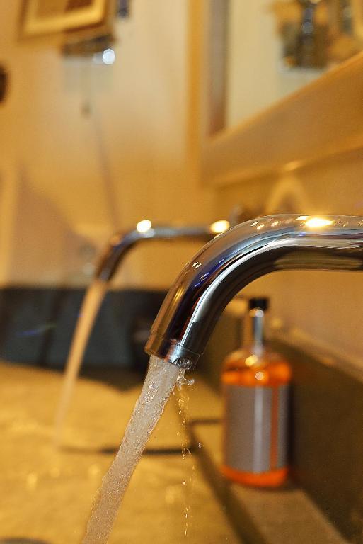 Hotel Garni Fimba ايشجل الغرفة الصورة